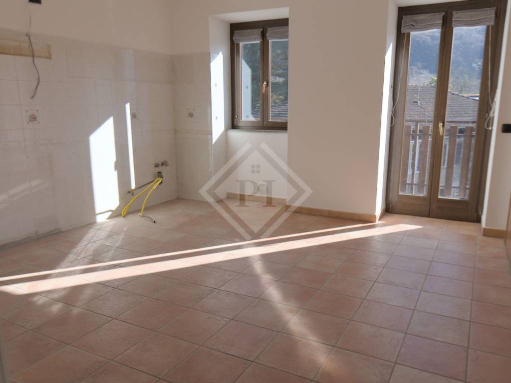 Appartamento a Luino - Foto 4