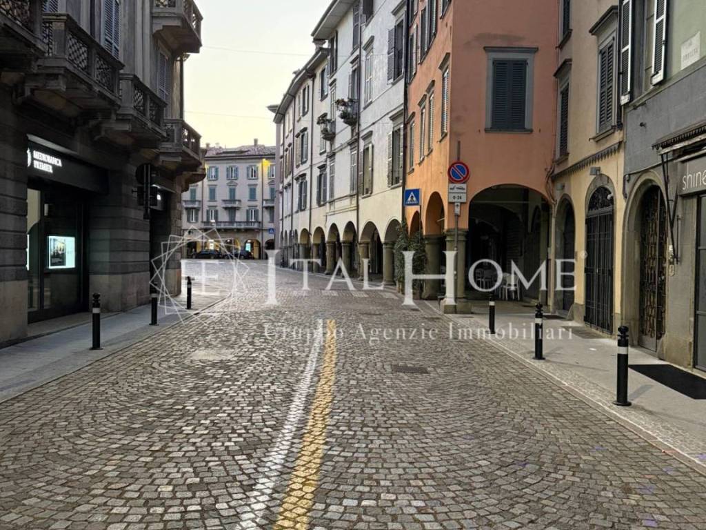 Appartamento a Bergamo in Piazza Pontida - Foto 2