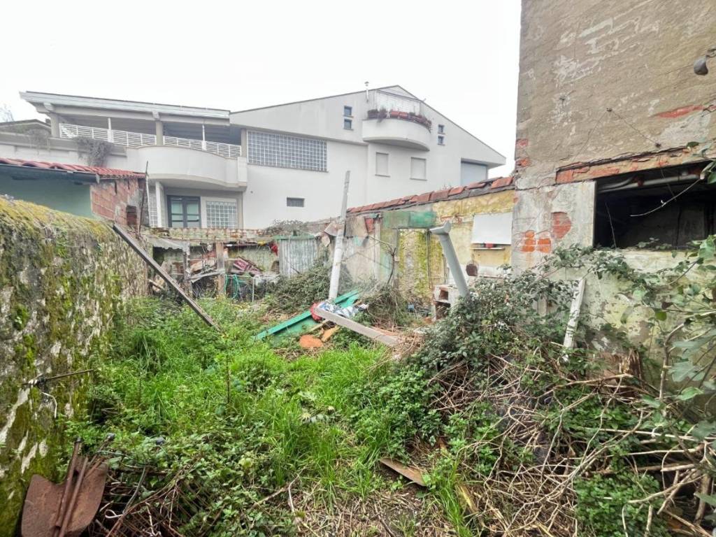 Casa indipendente a Massarosa in Via Corte Adami - Foto 2