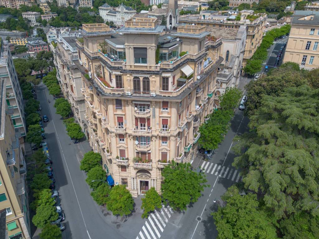 Appartamento a Genova in Corso Carbonara, 22 - Foto 2