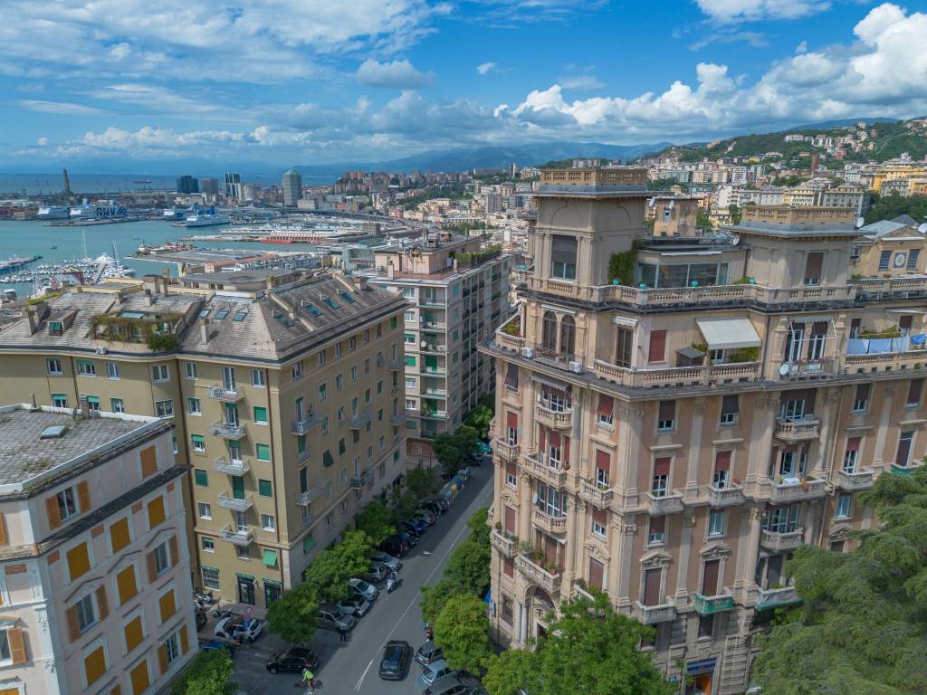 Appartamento a Genova in Corso Carbonara, 22 - Foto 3