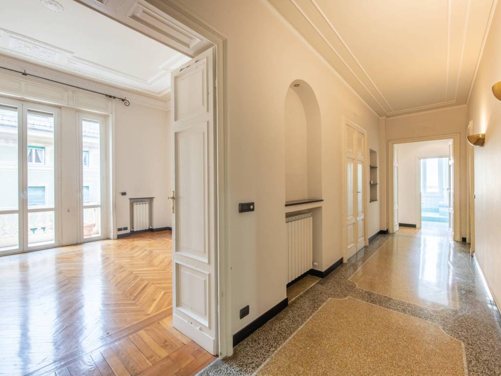 Appartamento a Genova in Corso Carbonara, 22 - Foto 4