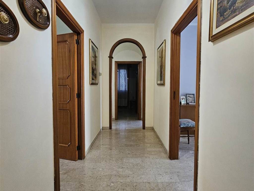 Appartamento a Mesagne in Via Luigi Galvani, 2 - Foto 4