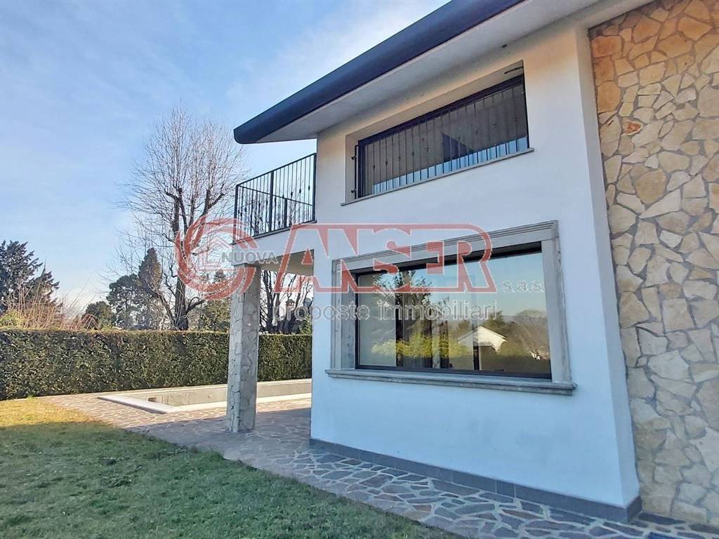 Villa a Casatenovo in via prealpi - Foto 4
