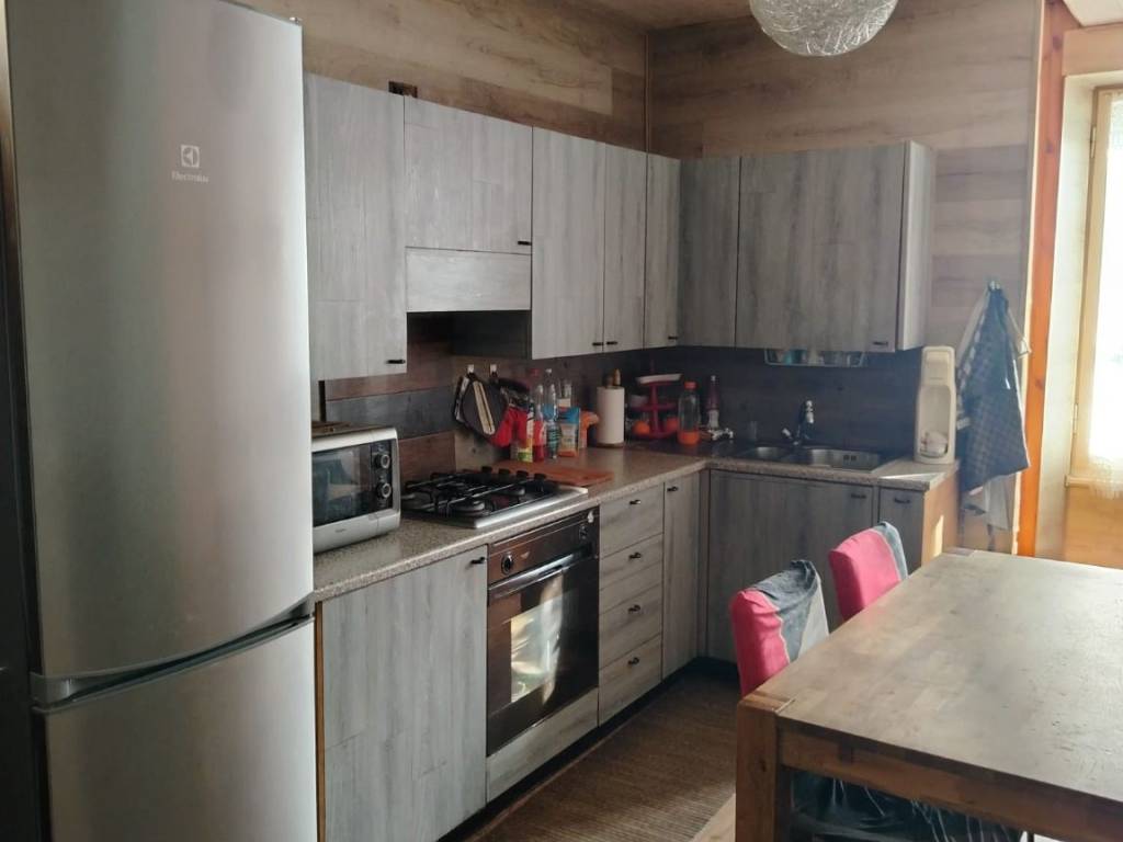 Appartamento a Chiesa in valmalenco in Via Roma, 88 - Foto 2