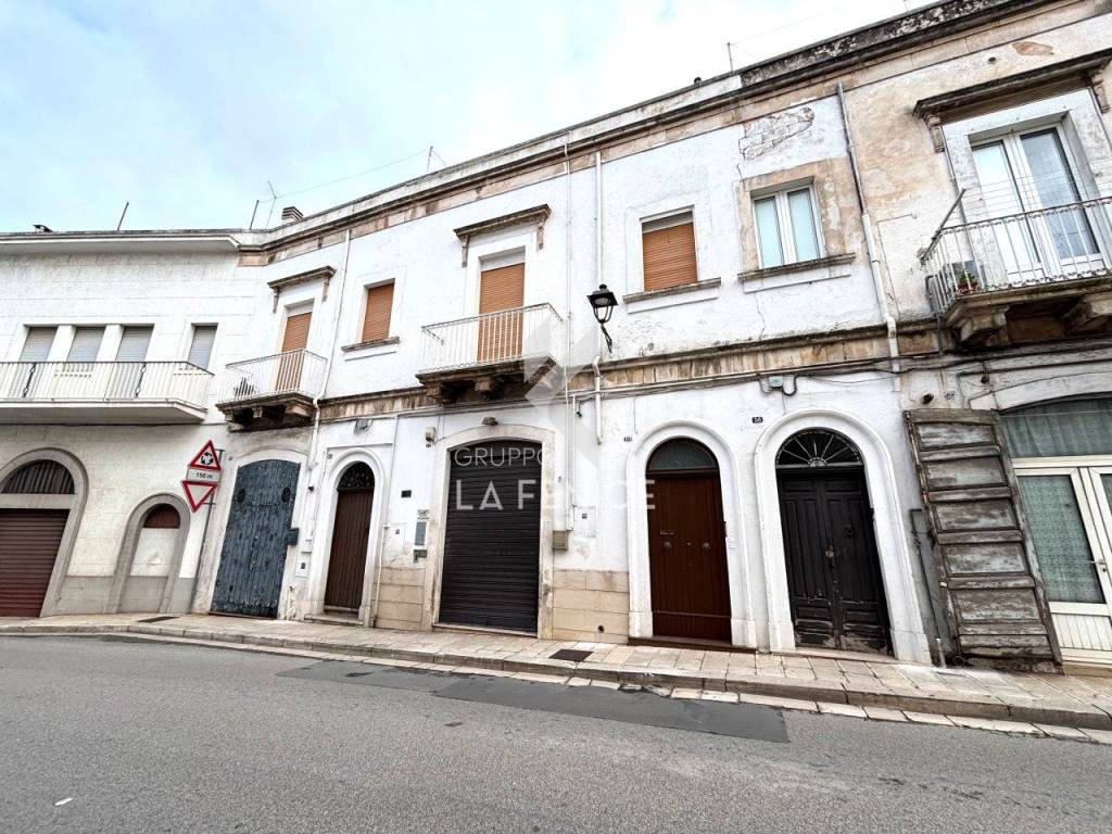 Casa indipendente a Martina franca in via valle d'itria 60 - Foto 2