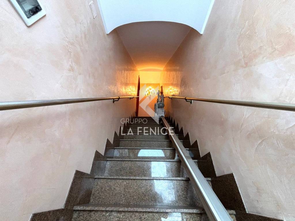 Casa indipendente a Martina franca in via valle d'itria 60 - Foto 4