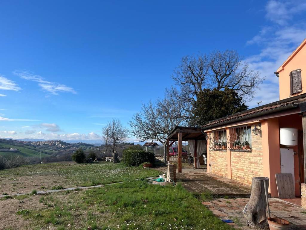 Rustico / casale a Ancona in Via del Bisciano - Foto 2