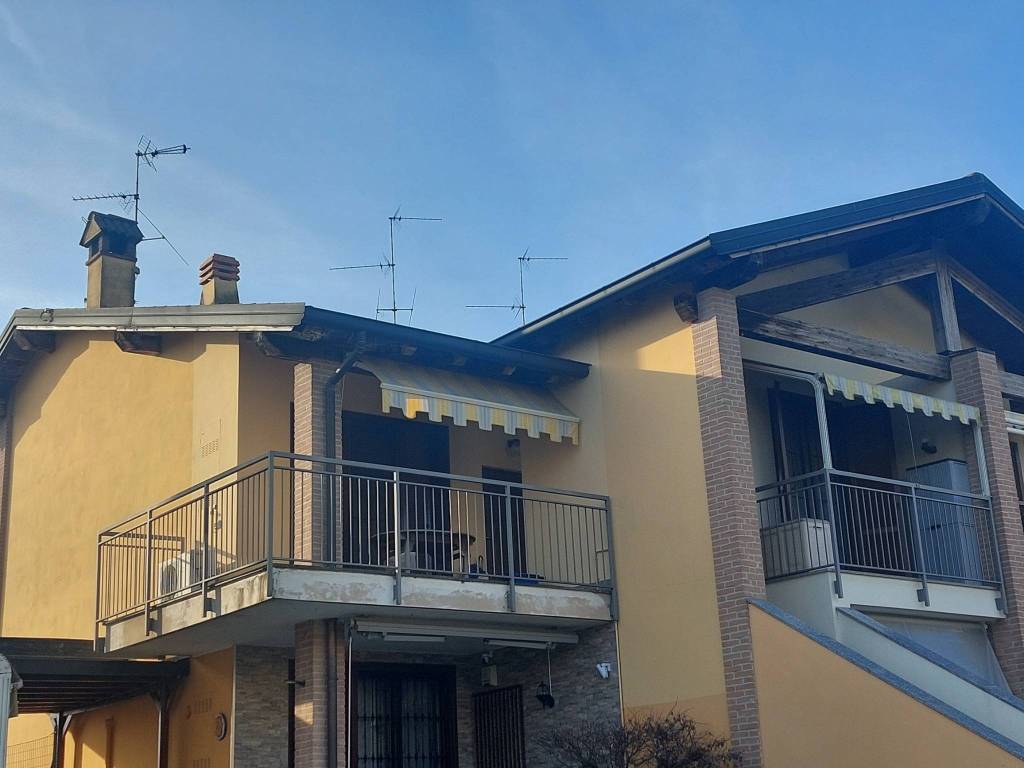 Appartamento a Castiraga vidardo in Via Giuseppe Garibaldi - Foto 3
