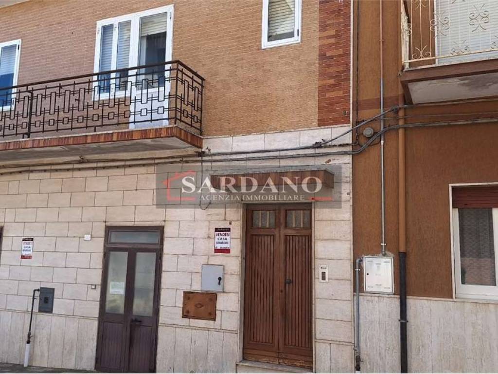 Casa indipendente a Carovigno in Via Trisolini, 6 - Foto 2