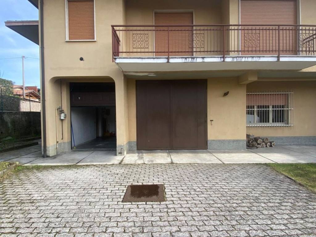 Villa a Cittiglio in Via San Giulio - Foto 2