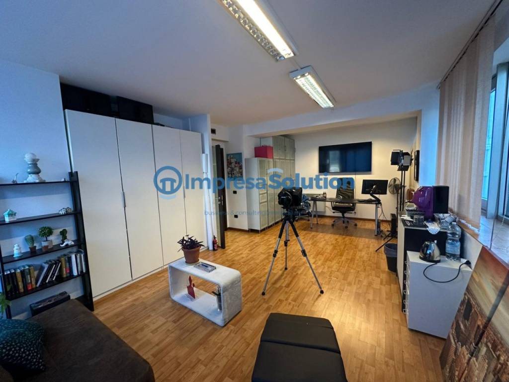 Immobile a Napoli in Via Giovanni Porzio ISOLA G7 - Foto 2