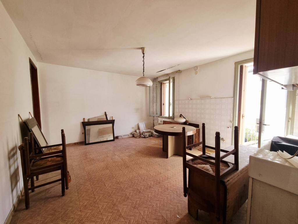 Appartamento a Schio in Via Fusinato, 40 - Foto 2