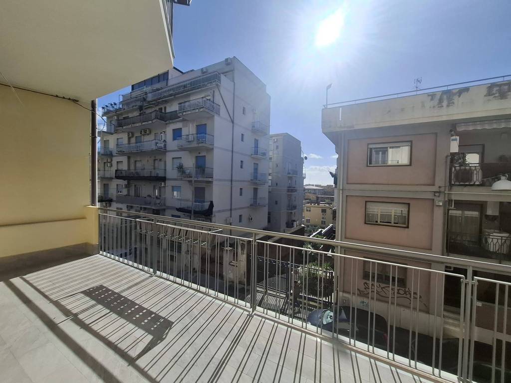 Appartamento a Catania in Via Maniace, 3 - Foto 2