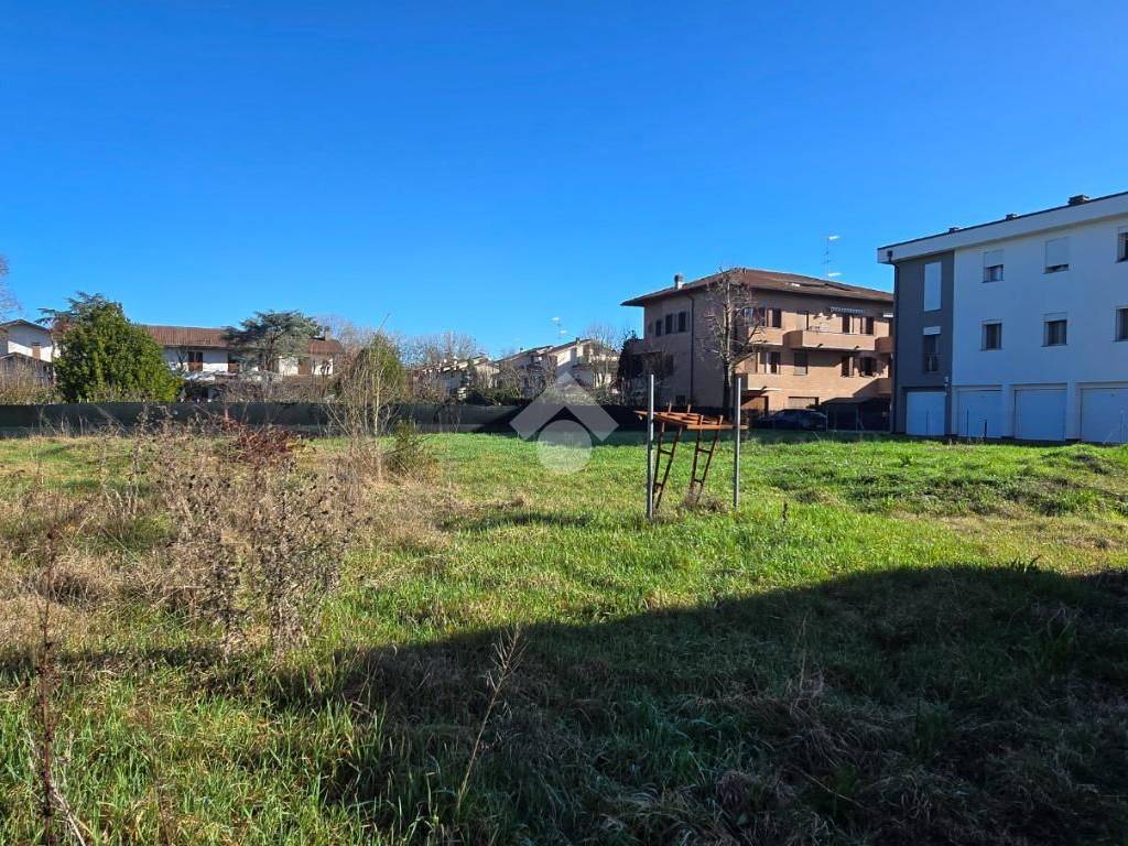 Terreno a Carpi in Via della Costituzione - Foto 4