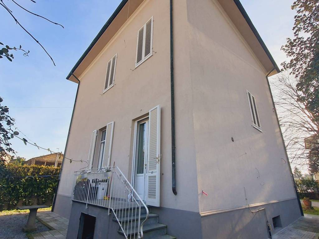 Villa a Lucca in Via dei Salicchi, 784 - Foto 4