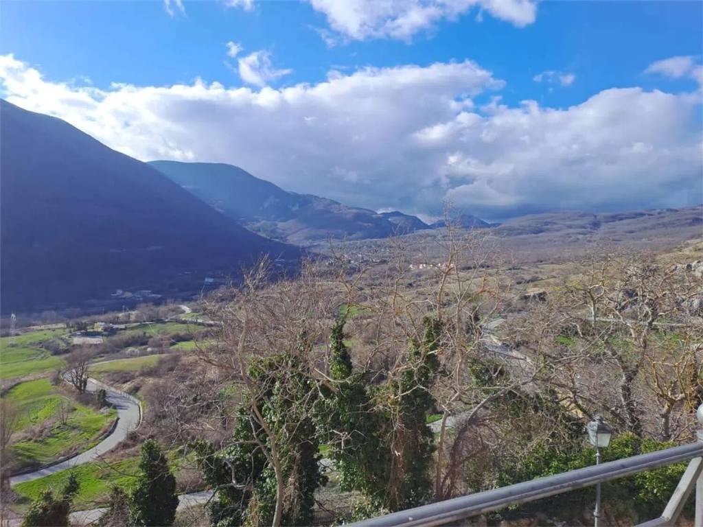Rustico / casale a Castel di sangro in Via Morelle, 1 - Foto 4