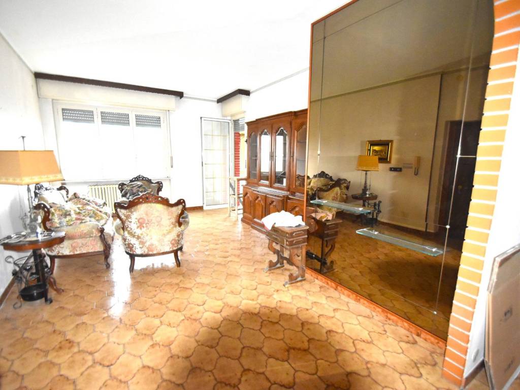 Appartamento a Vercelli in Via Alessandro Manzoni - Foto 3