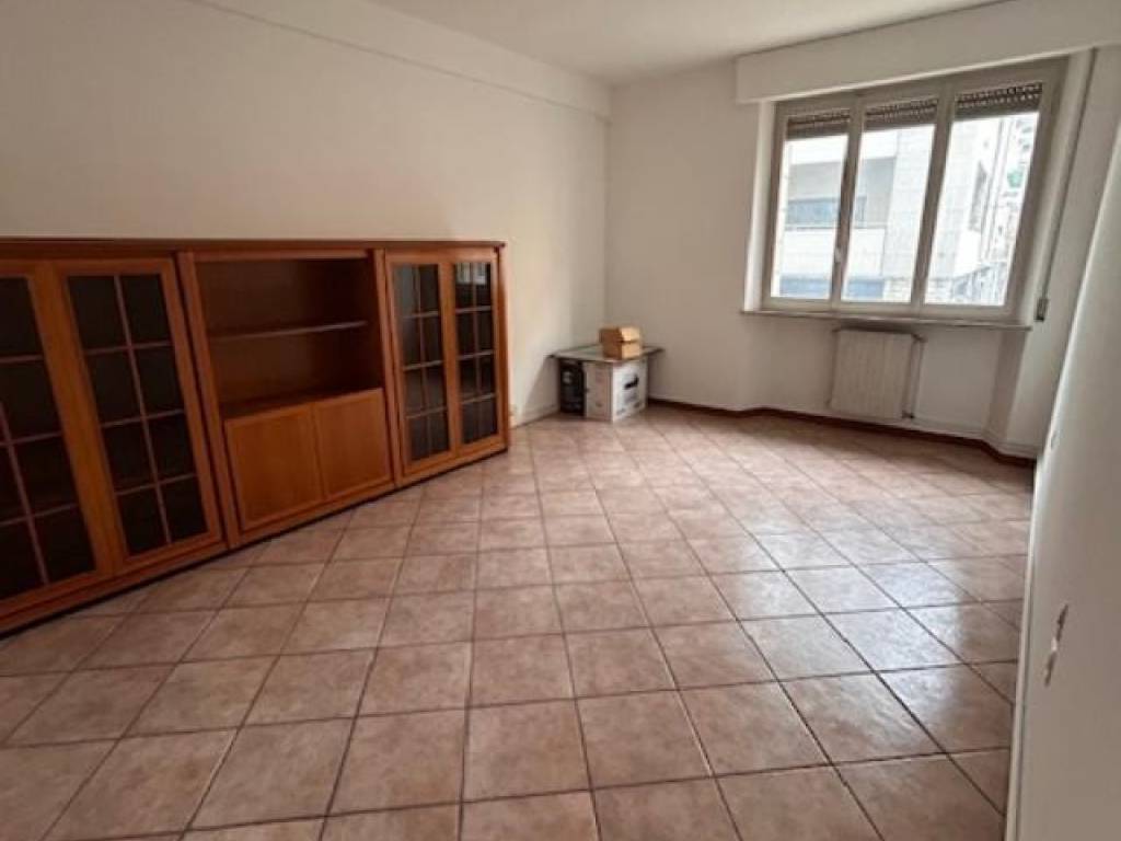 Appartamento a Pontedera in Via Nino Bixio - Foto 5