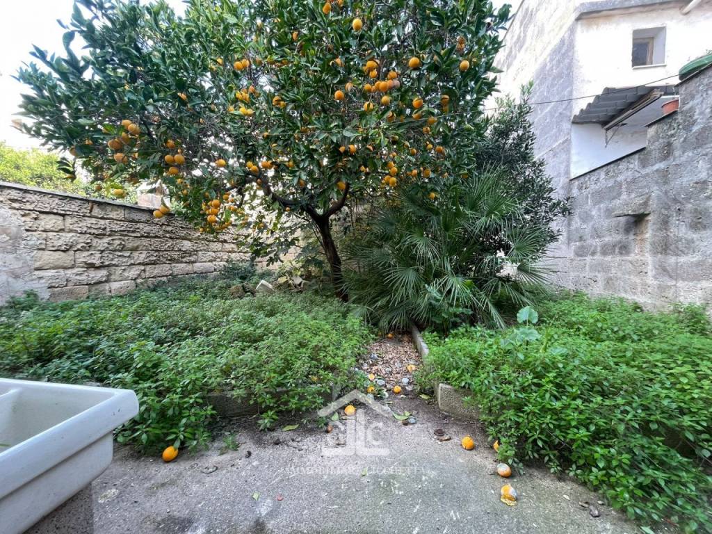Casa indipendente a Lizzanello in via lizzanello - Foto 2
