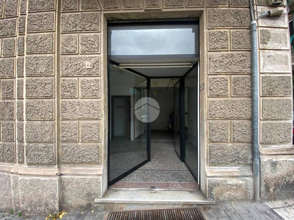 Immobile a Genova in Viale CARLO CANEPA, 44 - Foto 2