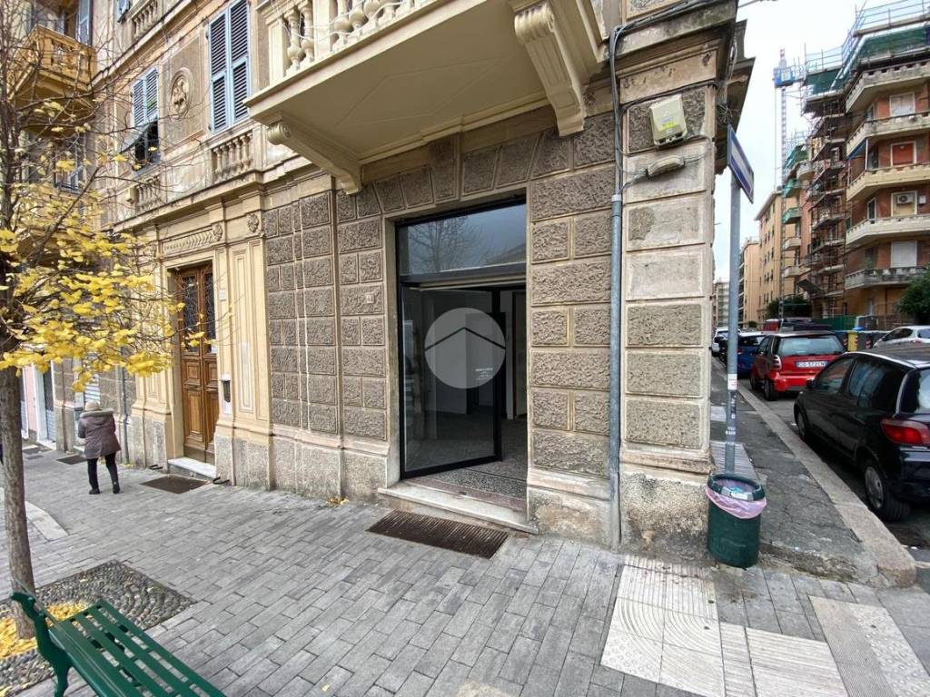Immobile a Genova in Viale CARLO CANEPA, 44 - Foto 4