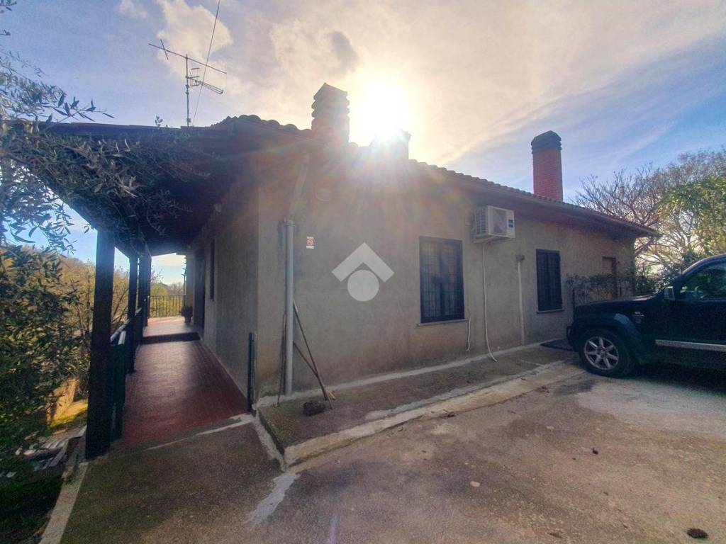 Villa a Viterbo in Str case grandi - Foto 3