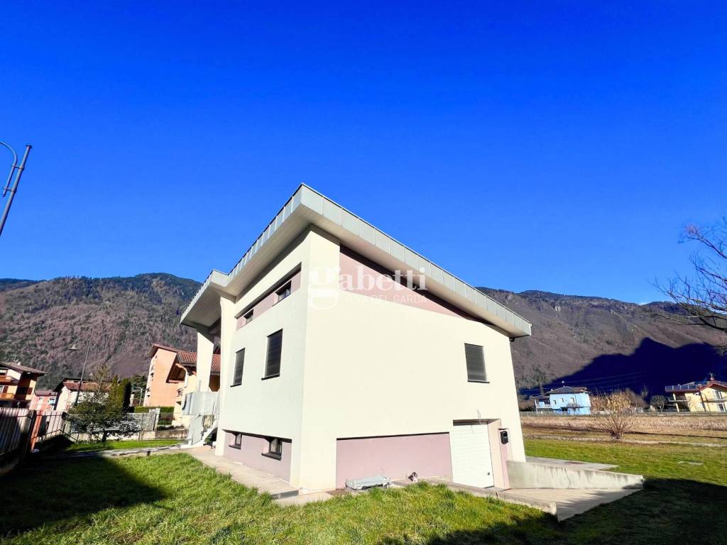 Villa a Storo in Via San Floriano, 40 - Foto 3