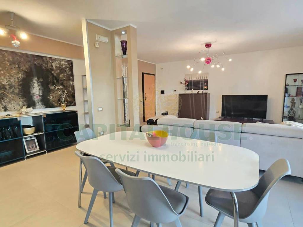 Appartamento a San nicola la strada in Via Einaudi - Foto 4