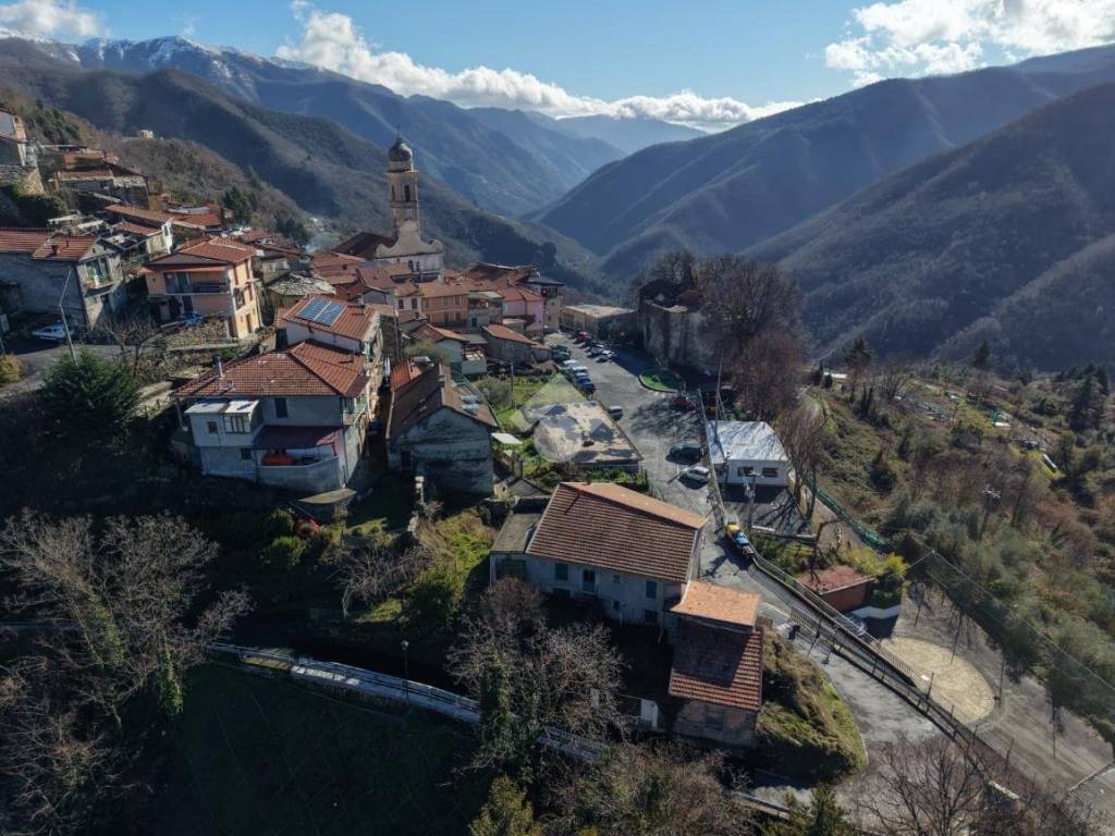 Appartamento a Molini di triora in Via Ubaghi - Foto 4