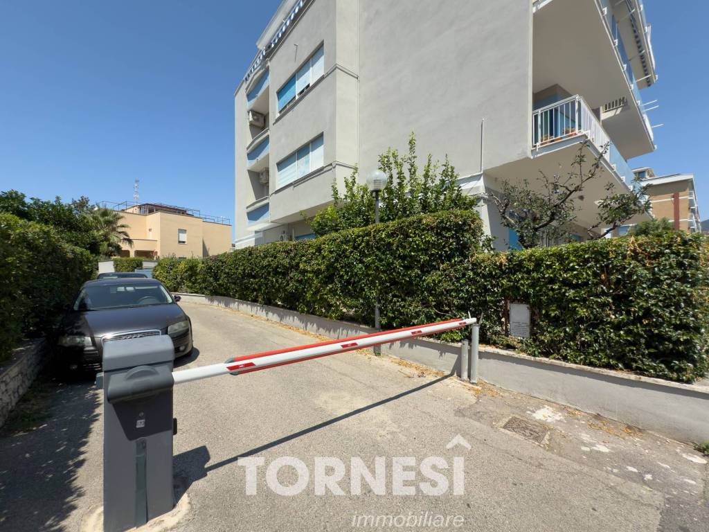 Box / garage a Terracina in Viale della Vittoria - Foto 4
