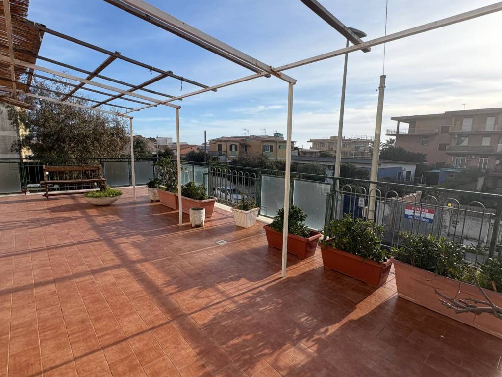 Villa a Pomezia - Foto 4