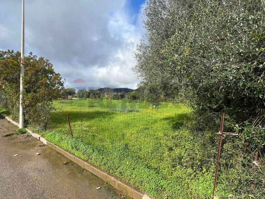 Terreno a Narcao in Via Laconi - Foto 3