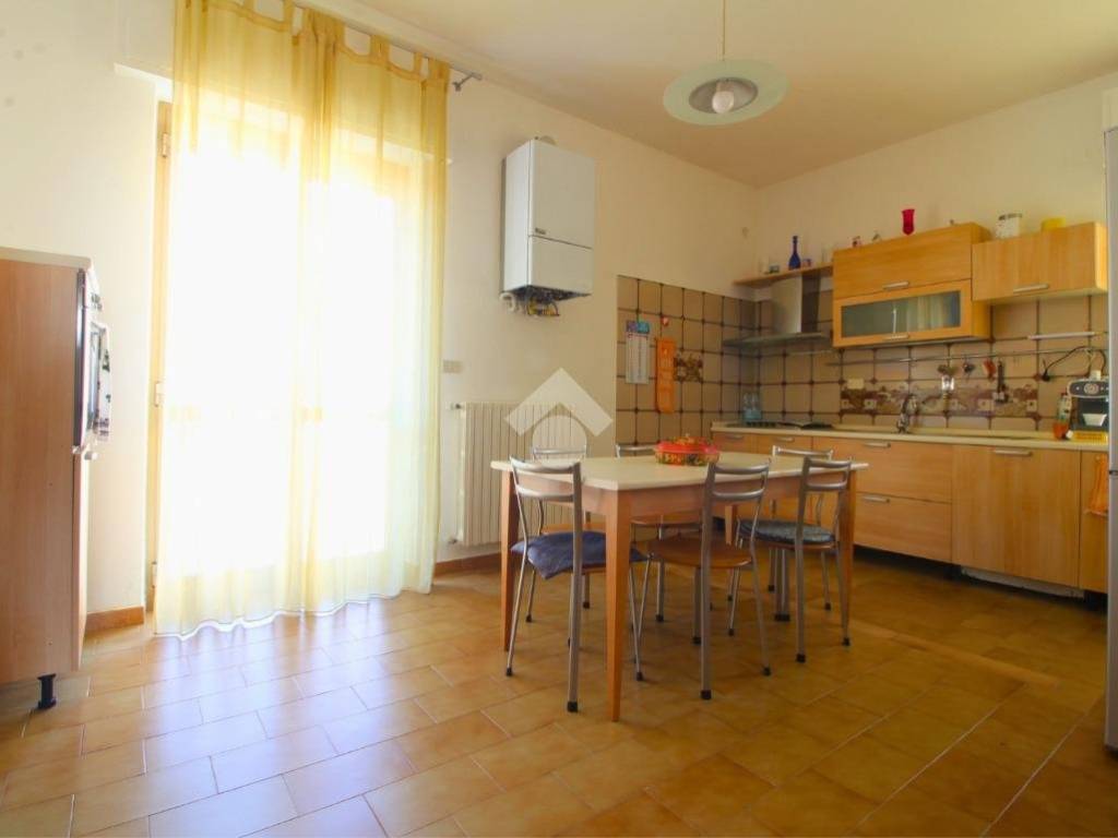 Appartamento a Pescara in Via Crisologo, 27 - Foto 2