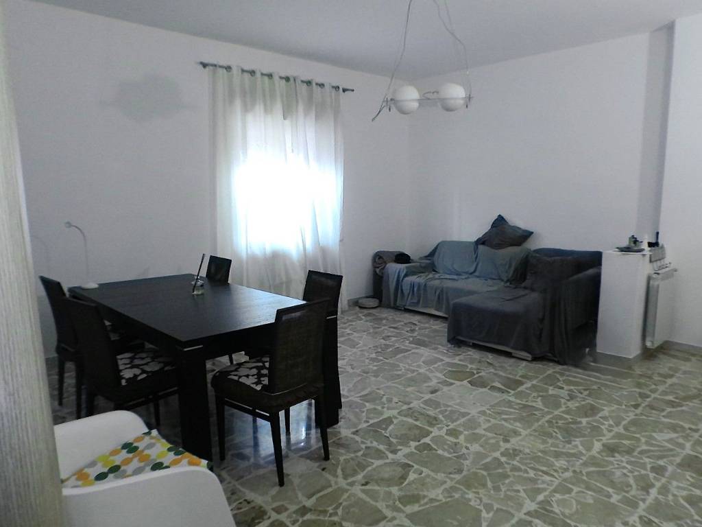 Appartamento a Gravina di catania in Via Etnea - Foto 3