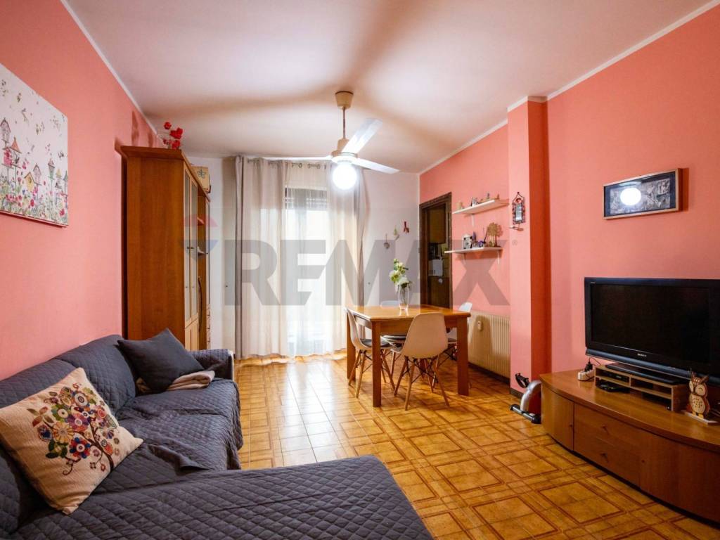 Appartamento a Castano primo in via giolitti, 16 - Foto 2