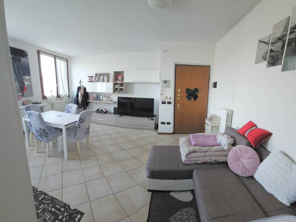 Appartamento a Castelverde in Via Strettalunga, 8 - Foto 3