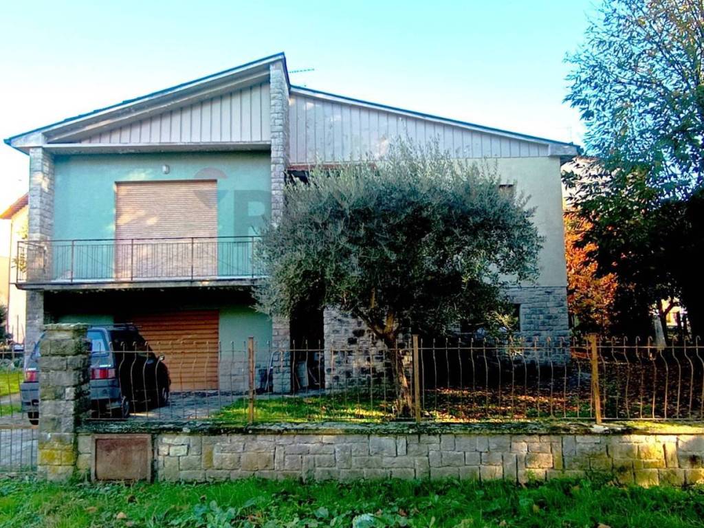 Villa a San giovanni valdarno in VIA DELLA COSTITUZIONE, 84 - Foto 4