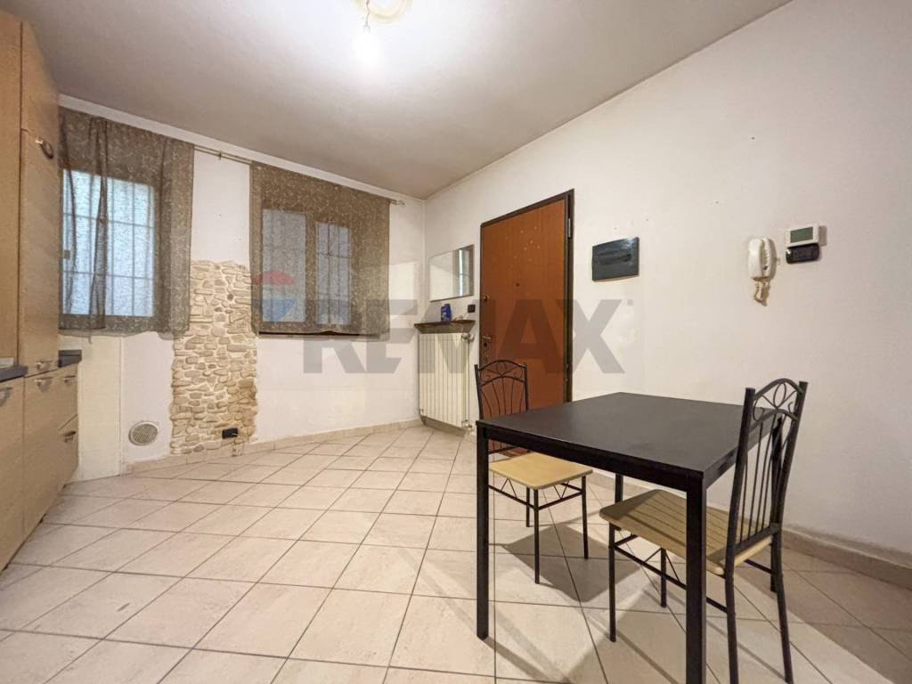Appartamento a Besano in Via Marconi, 14 - Foto 2
