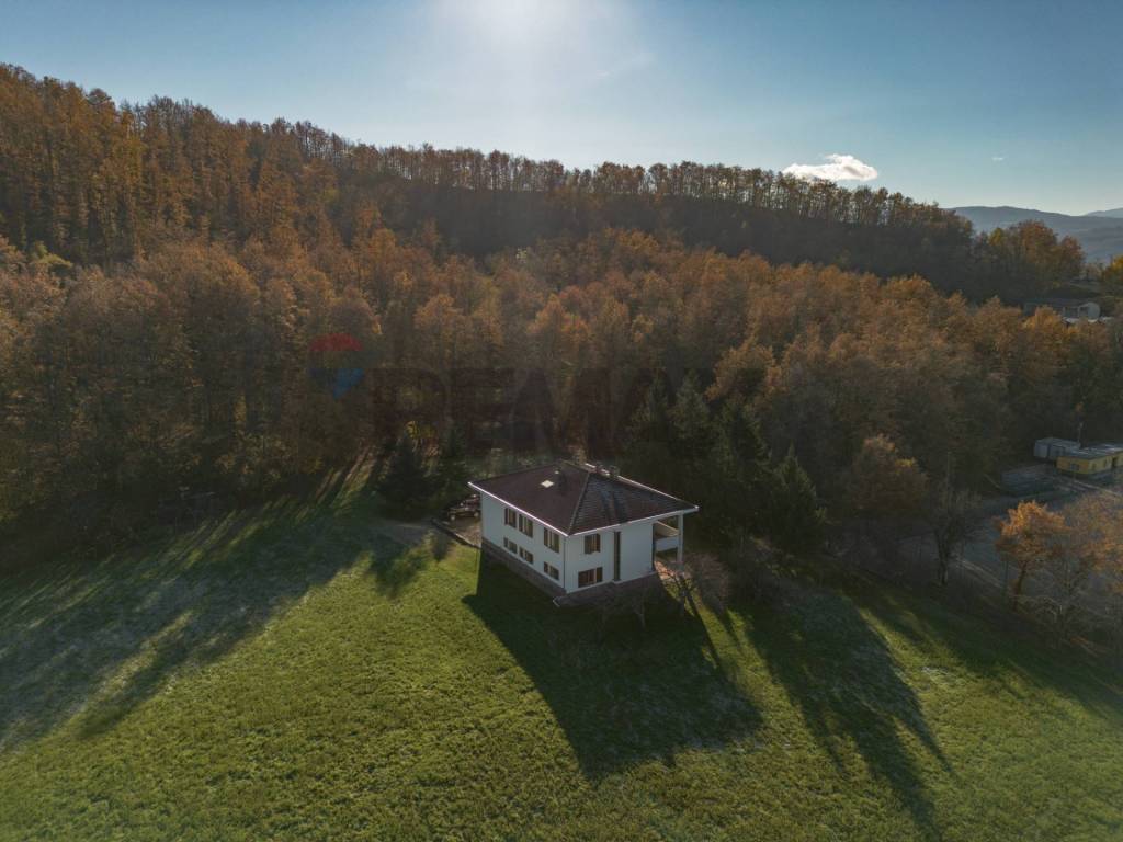 Casa indipendente a Terenzo in strada del fagiano, 25 - Foto 3