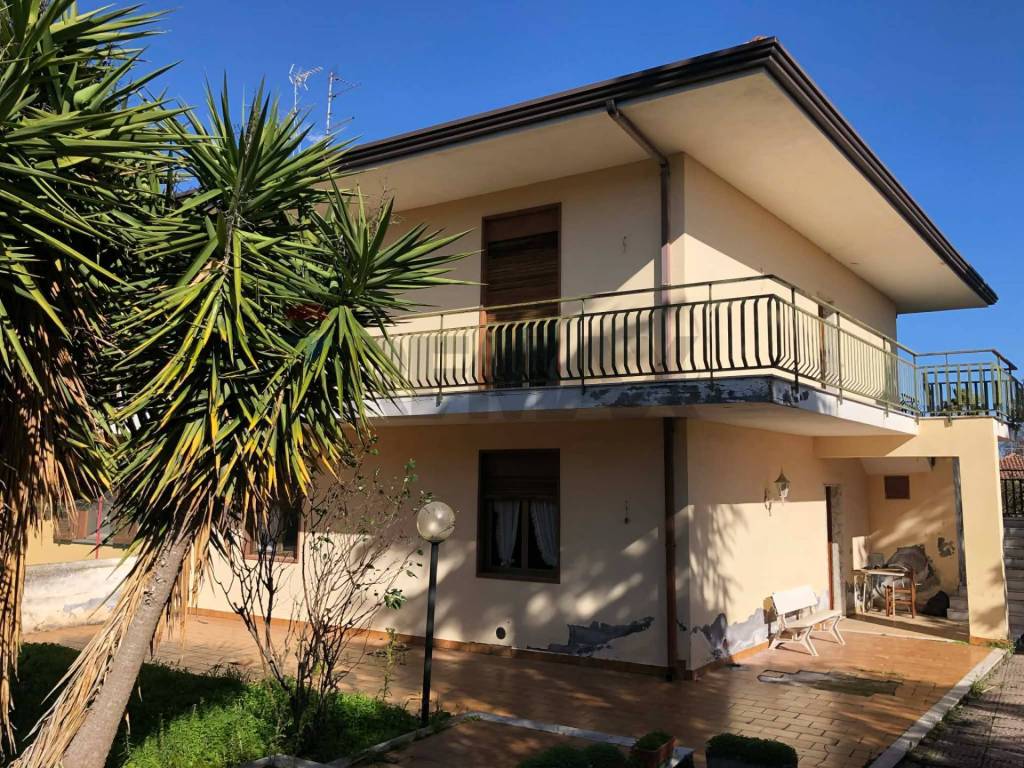 Villa a Mascalucia in via leontini, 48 - Foto 2