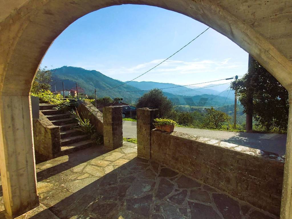 Casa indipendente a Beverino - Foto 3