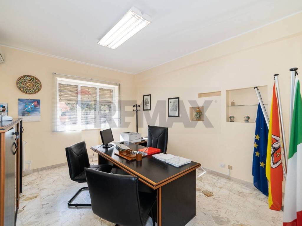Appartamento a Caltagirone in viale autonomia, 27 - Foto 3