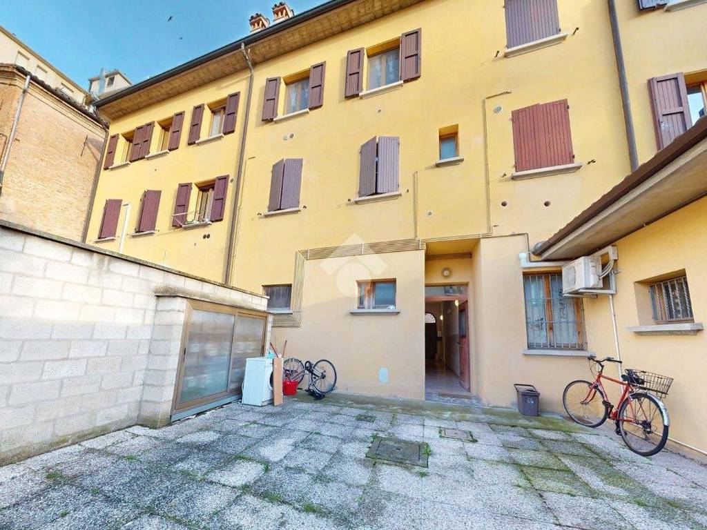 Appartamento a Cento in Via Cremonino, 32 - Foto 2