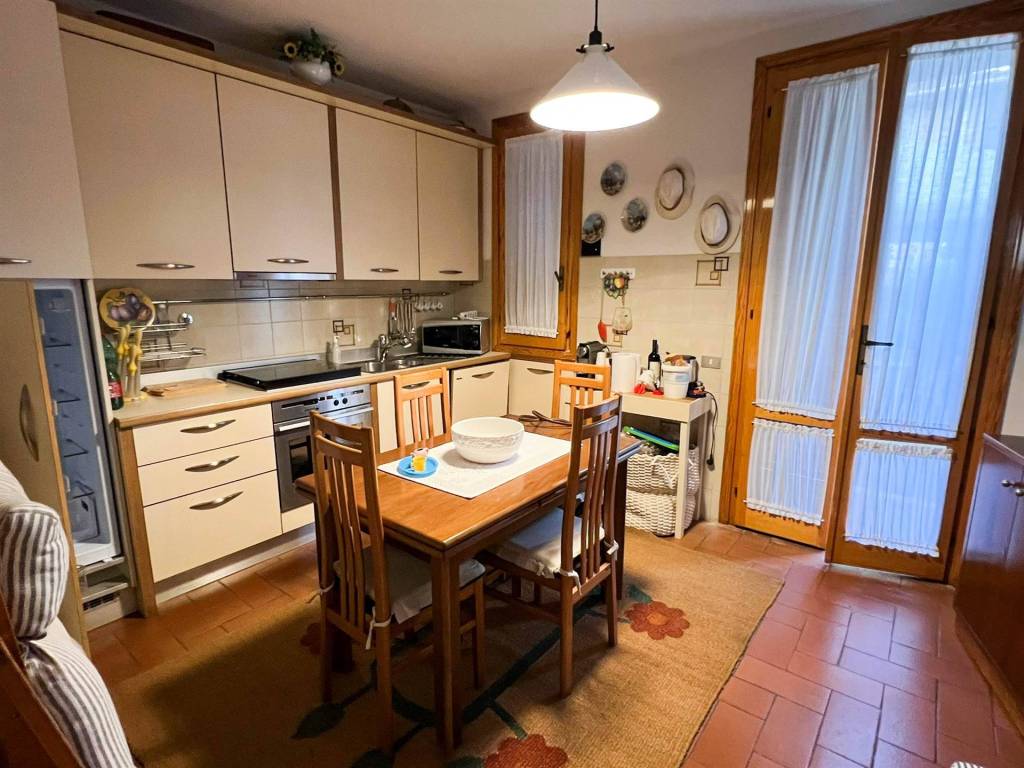 Appartamento a Castagneto carducci - Foto 2