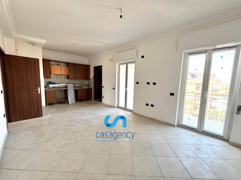 Appartamento a Caserta in viale beneduce, 29 - Foto 2