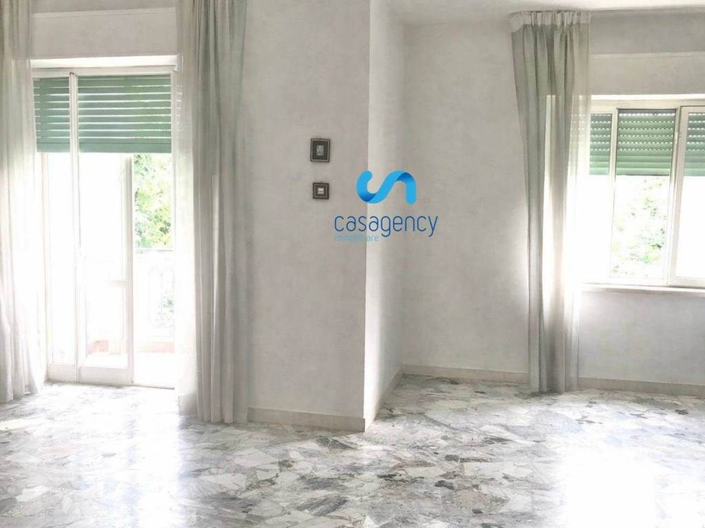 Appartamento a Caserta in VIA SETTEMBRINI, 23 - Foto 2