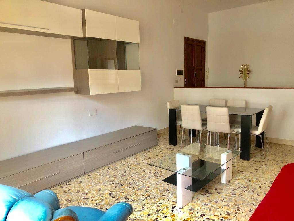 Appartamento a Pistoia in , - Foto 2