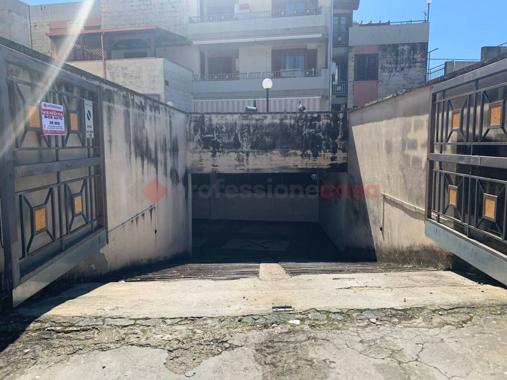 Box / garage a Grottaglie in Via Jacopo della Quercia, 7 - Foto 3
