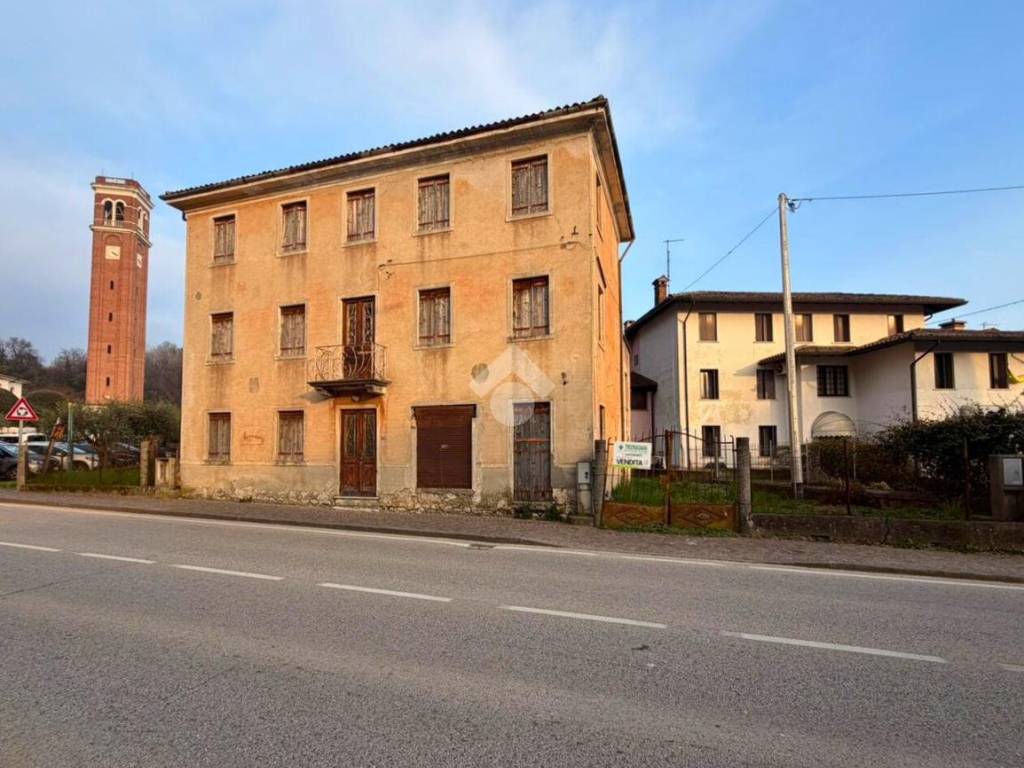 Rustico / casale a Romano d'ezzelino in Via Roma, 13 - Foto 2